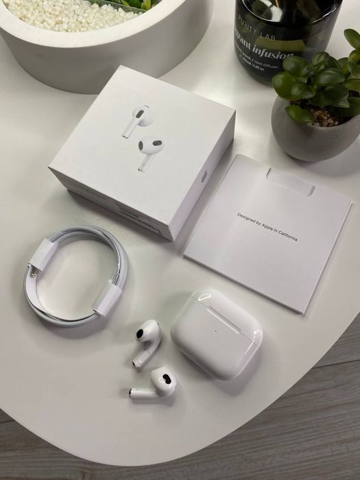 Бездротові Apple AirPods 3  генерація 2025,Басистий звук + ГАРАНТІЯ