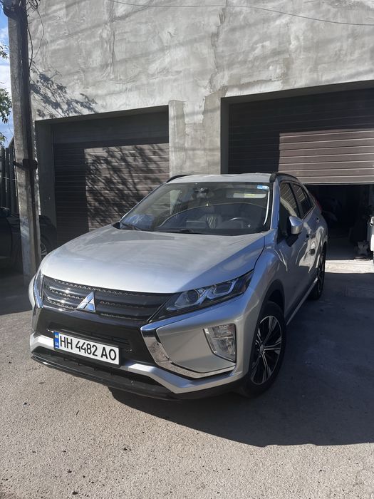 Полный привод! 1.5 турбо! Авто купувалось для себе, все подушки уелые и не стреляли, 4 подкраса