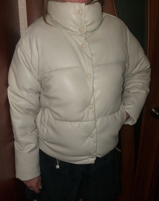 Стильна коротка жiноча куртка