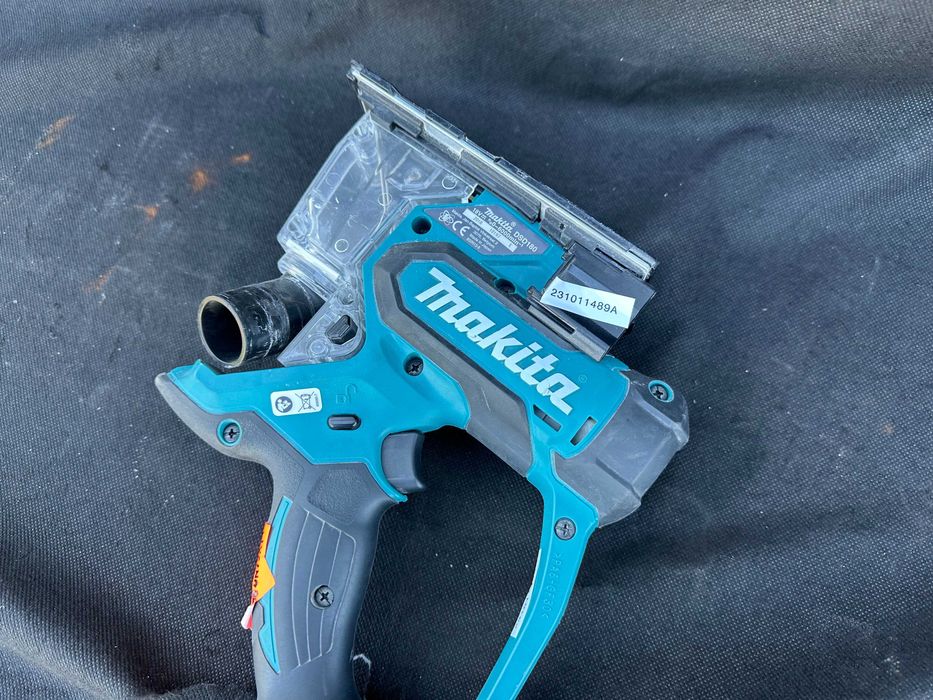 Makita DSD 180 Wycinarka Do Płyt GK