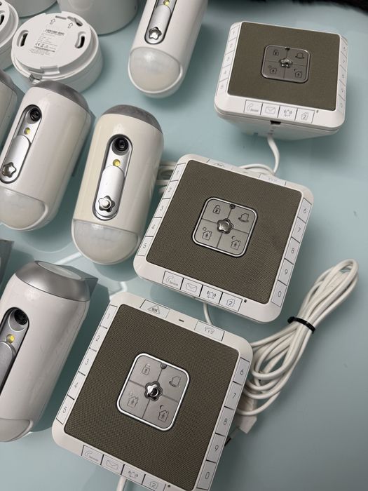 3 kits Alarme Securitas com cameras, sensores, fumo e centrais