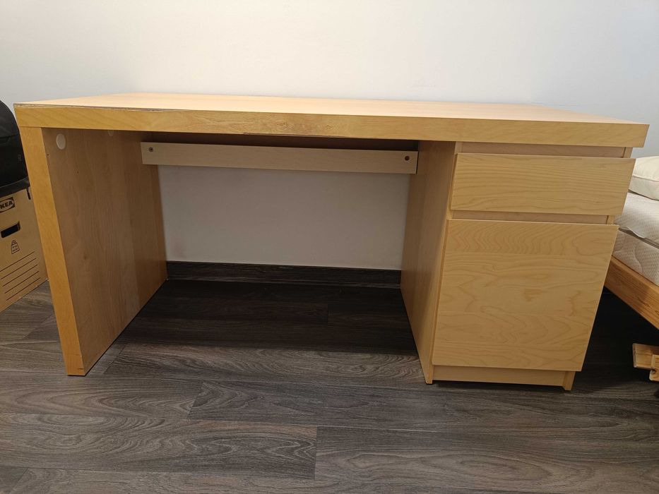 Biurko Malm IKEA 140x65cm
