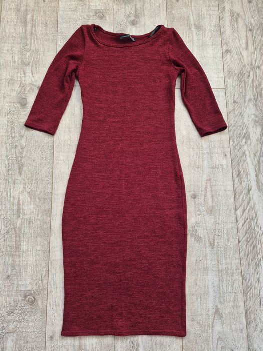 Дві сукні за 220 грн