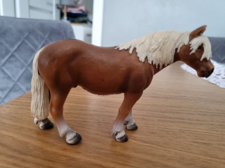 Konik schleich figurka