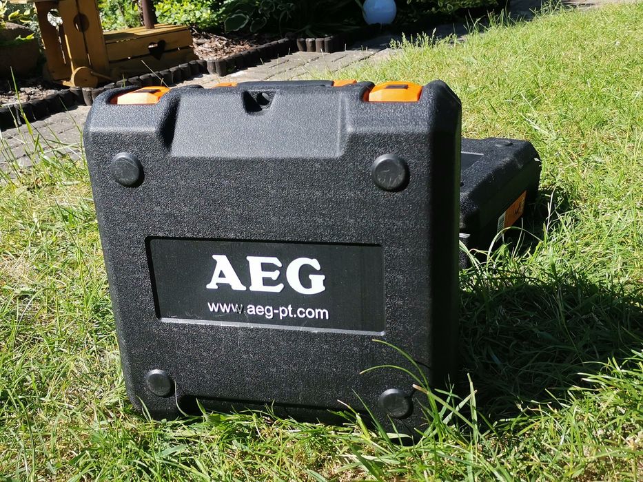 Skrzynki walizki na elektronarzędzia Makita Parkside AEG  Milwauekee