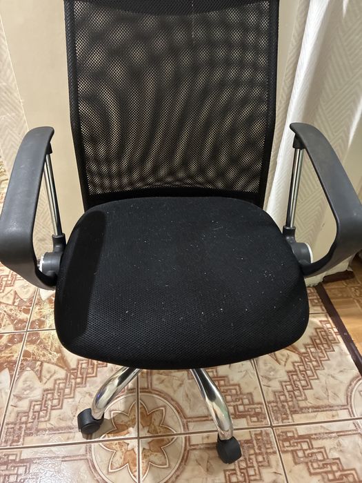 Fotel biurowy sprawny