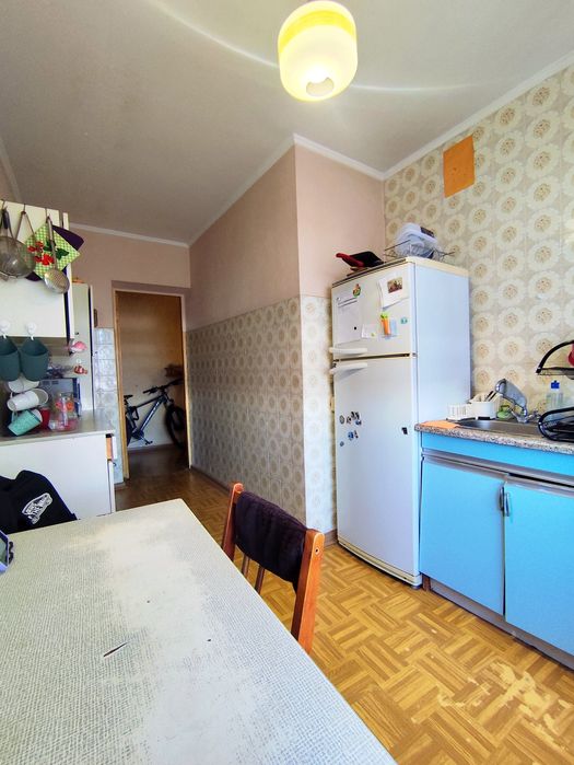 Центр Продаж трохкімнатної квартири