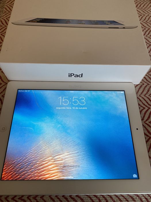 Ipad cellular wi fi 16 GB white
