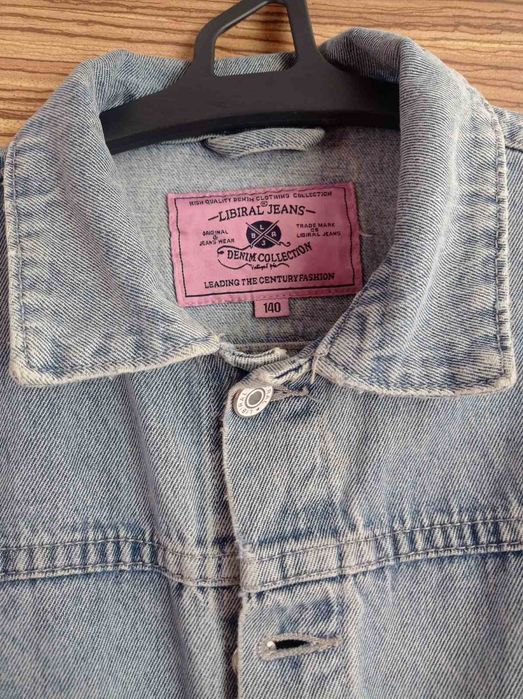 Джинсова куртка для дівчинки