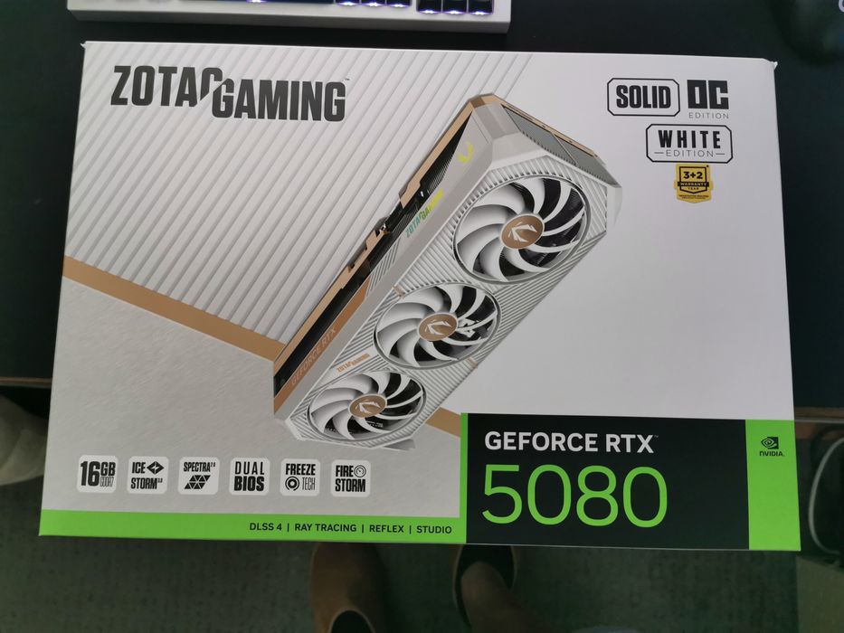 Zotac RTX 5080 Solid OC White456141024580096000