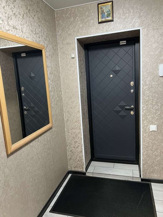 Квартира трикімнатна. Центр міста