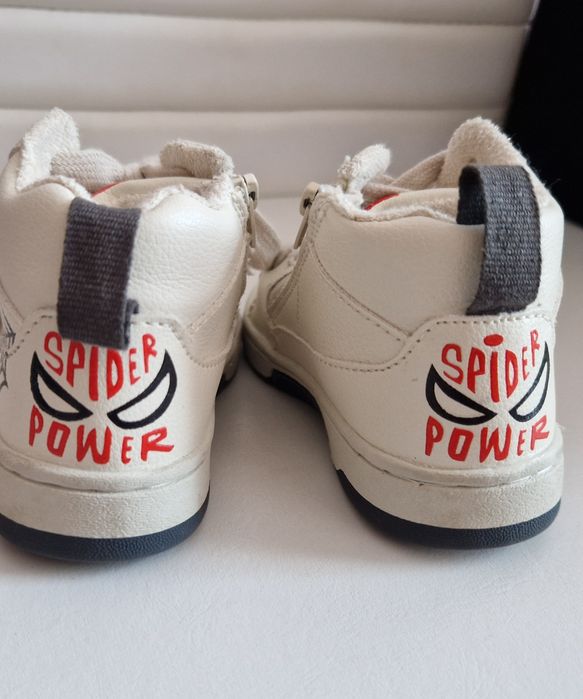 Buty ocieplane Zara 22