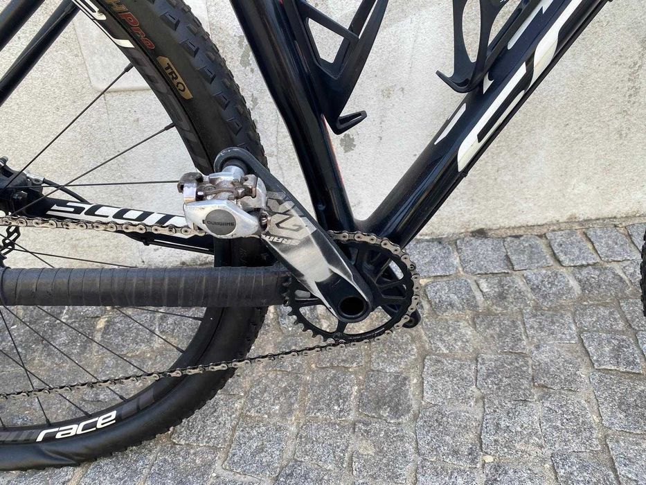 bicicleta de btt roda 29 em carbono