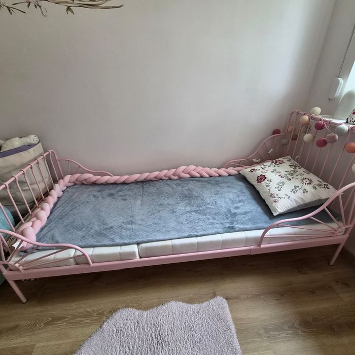 Łóżko rozuswane Minnen z materacem