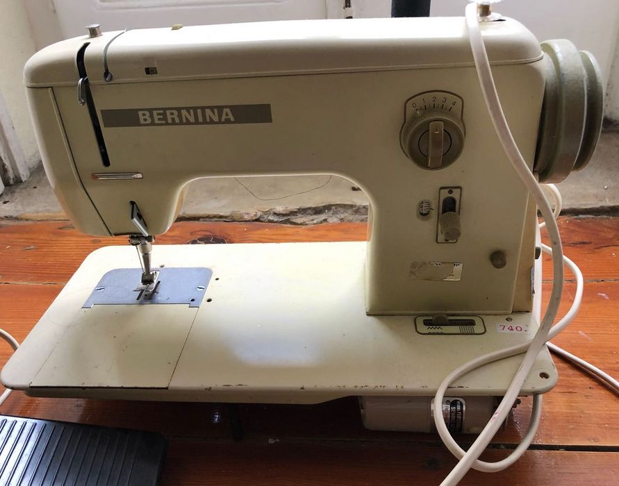 Máquina costura Bernina 718 manutenção em loja