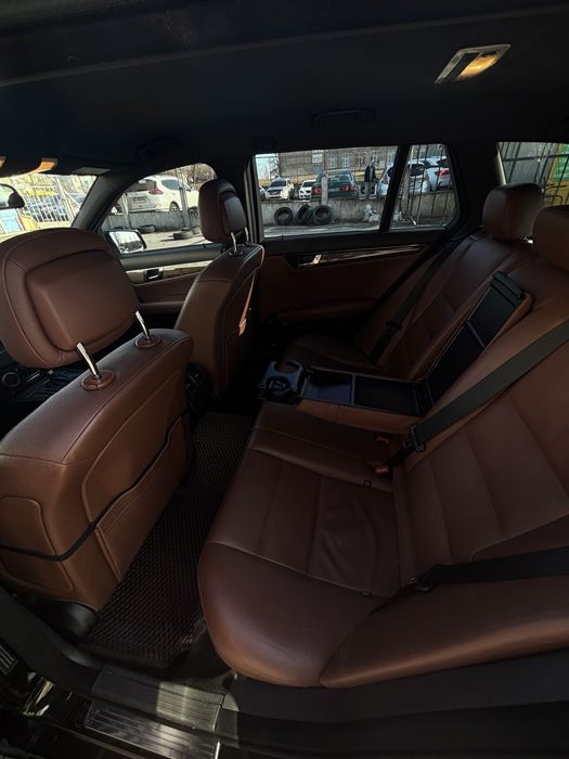 Mercedes-benz c220 універсал(ідеал)не фарбована