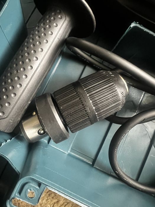 Перфератор новий в роботі не був