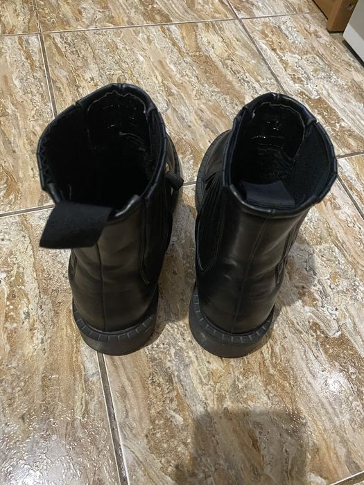 Ботінки жіночі 37 розмір