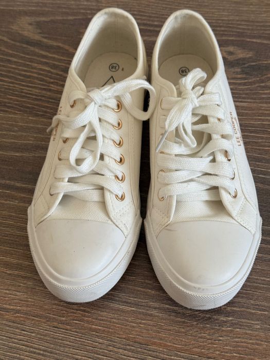 Кеди Lee Cooper 38 білі