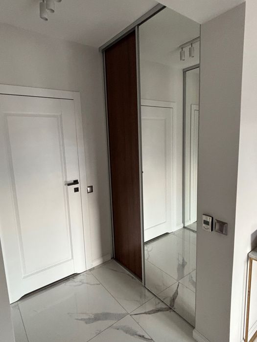 Drzwi przesuwne do szafy, zabudowy na prowadnicy 2 lustra + 2 płyty