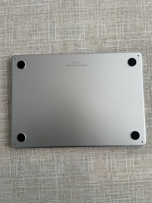 Apple Macbook air 13” M2 2022 8Gb 256GB SSD