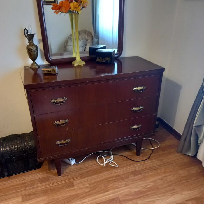 Mobília de quarto antiga colchão incluído