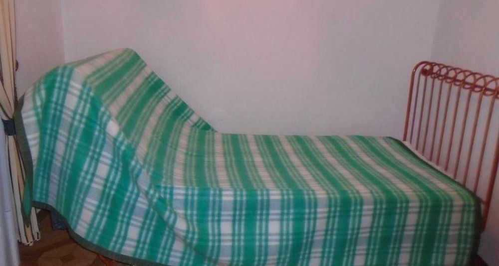 Cobertor padrão de risca verde !