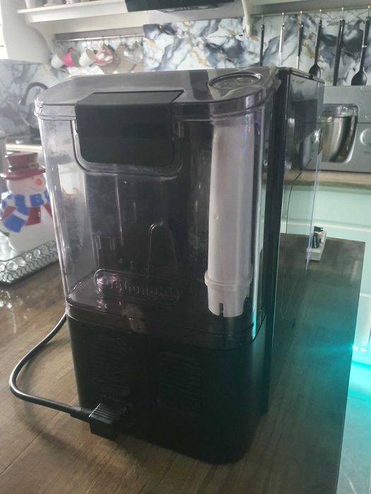 Ekspres do kawy De Longhi PrimadonnaXS