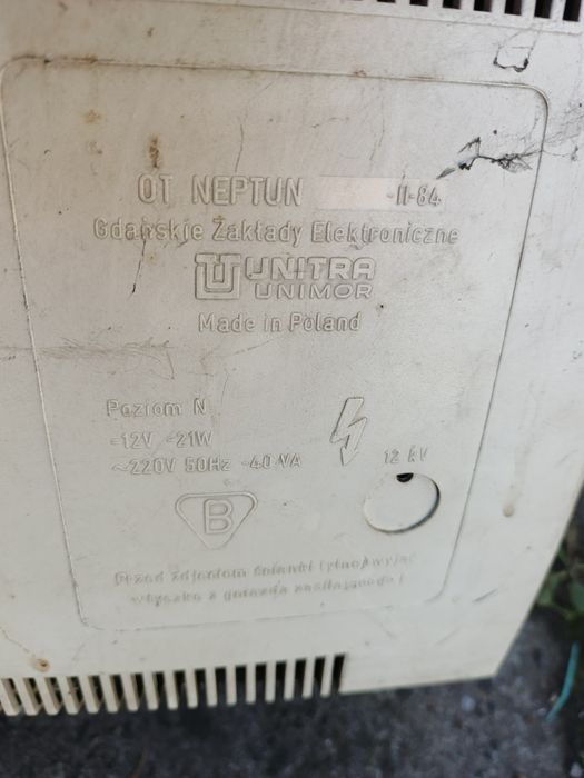 Telewizor Neptun 14cali czarno -biały zasilanie 230~ i 12V