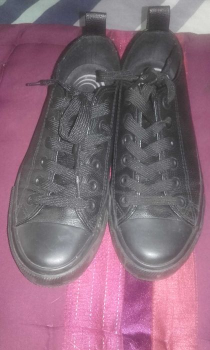 Ténis pretos Primark