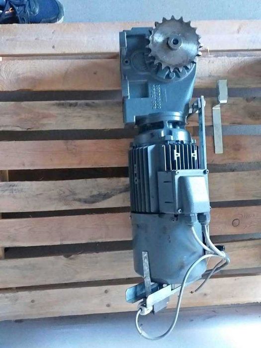 FLENDER NWS 207718/00 HF 921076