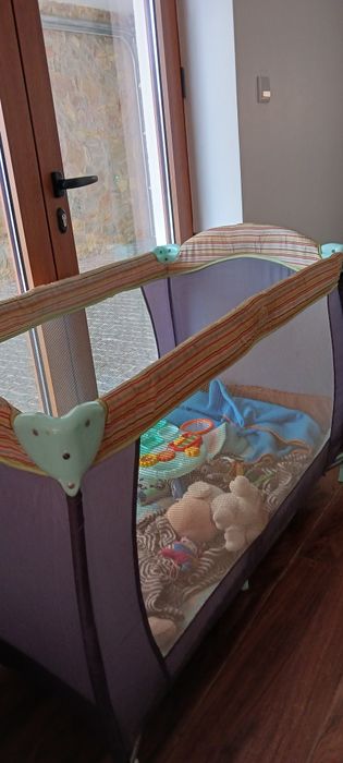 Cama de bebe de viagem