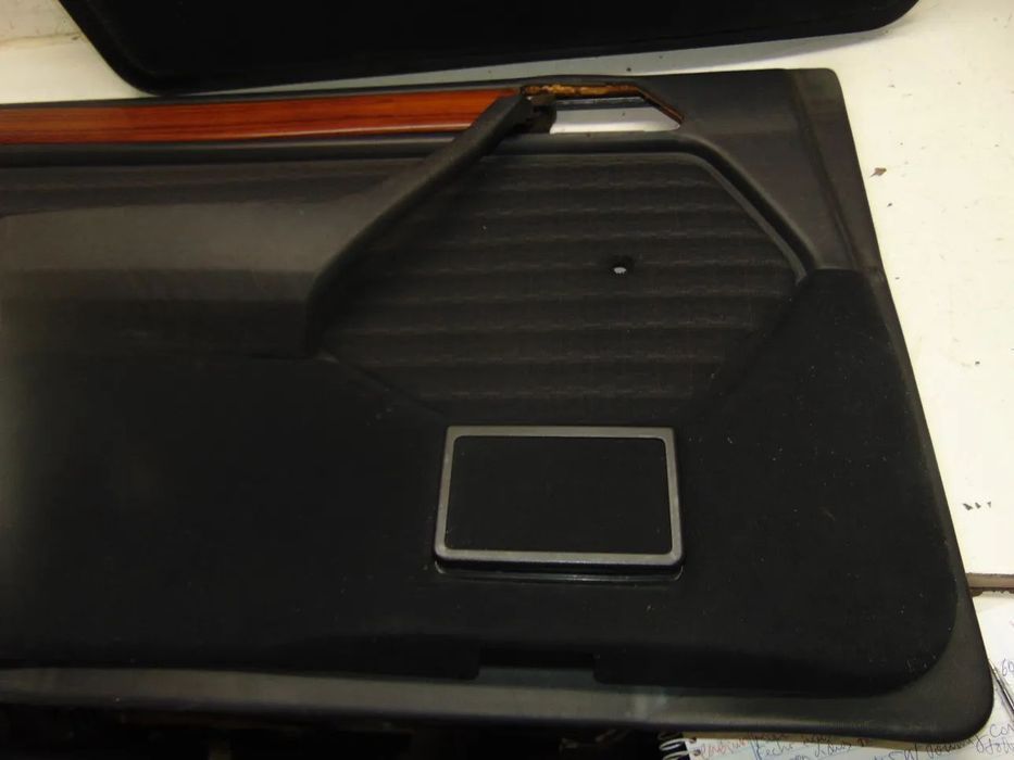 Mercedes W124 quartelas " usado em bom estado