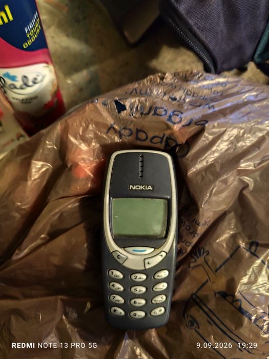 Kultowa Nokia 3310 (2000 r.)