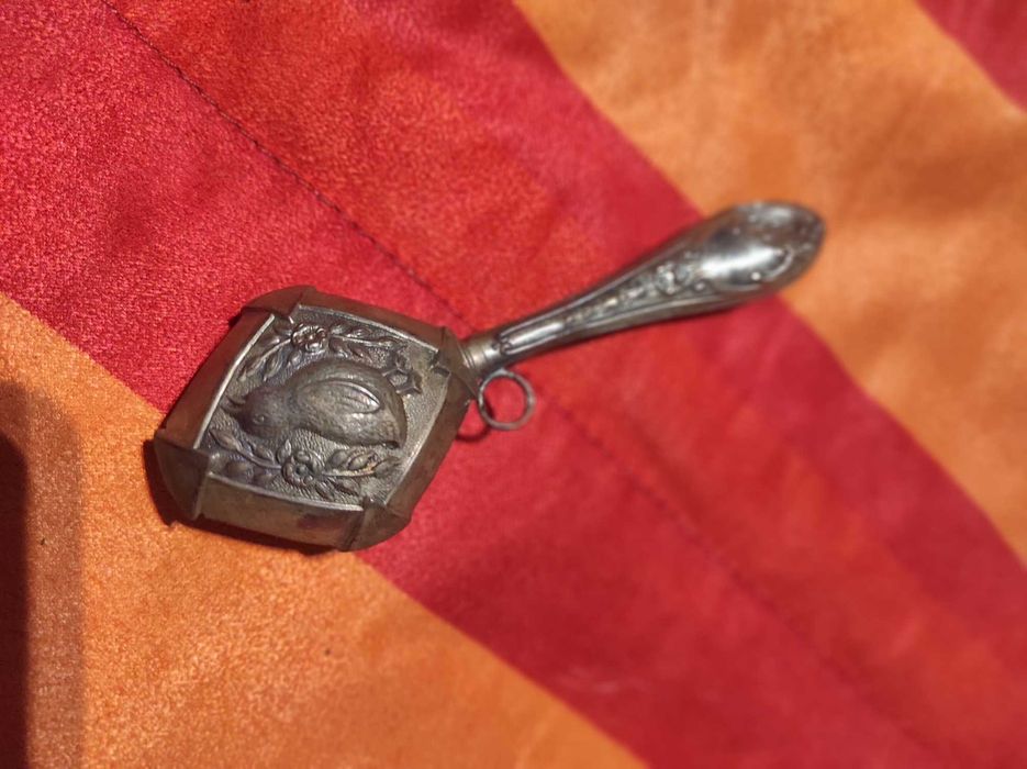 Chocalho de Bebé Antiga em Prata Portuguesa - Motivo Pássaro