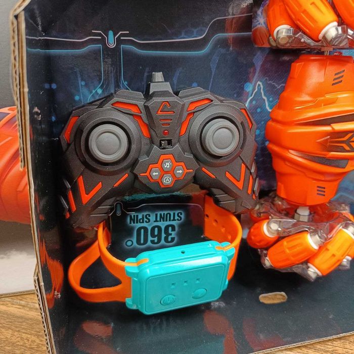 Трюковая Машинка Перевертыш на Радиоуправлении Оранжевая