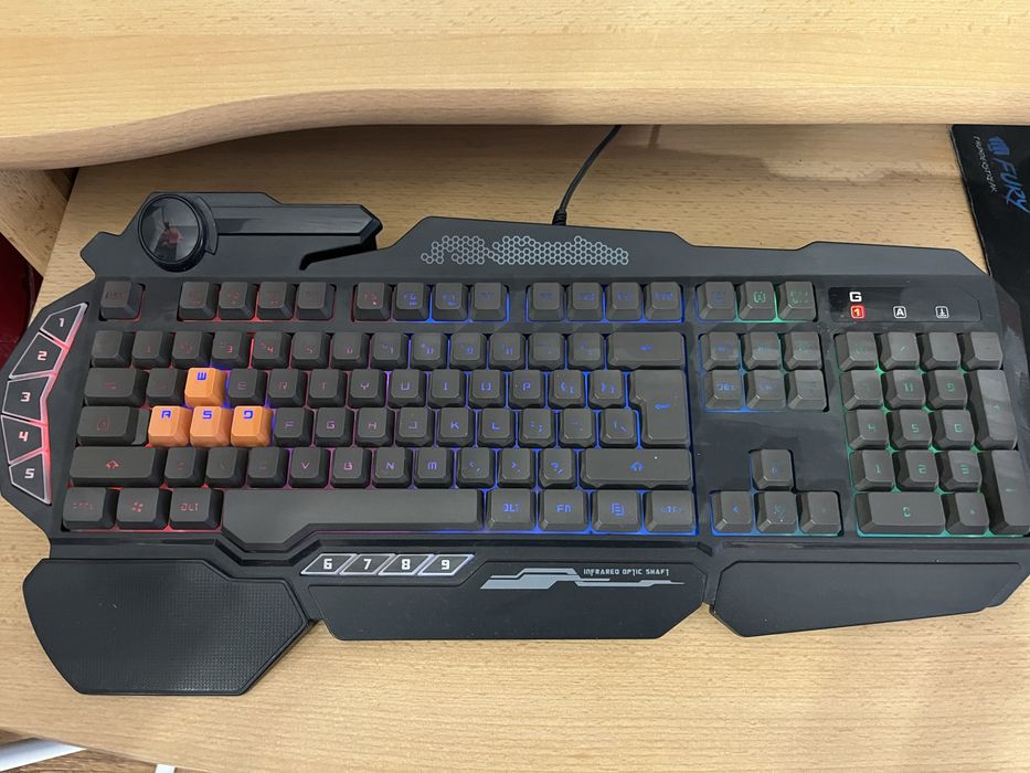 Klawiatura gamingowa podświetlana a4tech bloody b318