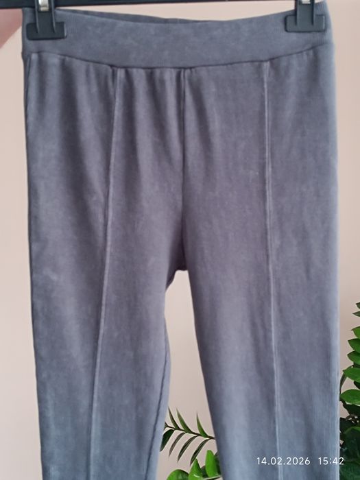 Nowe spodnie Reserved dzwony r 146 152