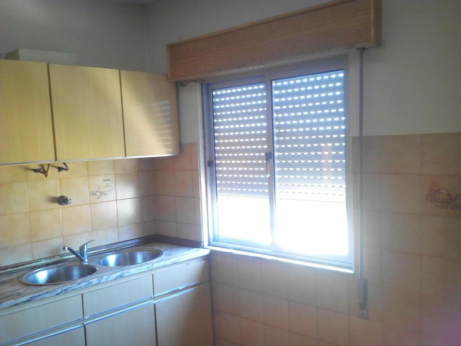 Moradia T4 em Lama de Arcos ,Chaves