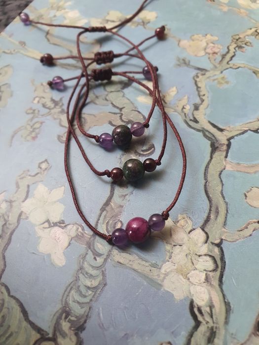 Bransoletka minimalistyczna zoisyt I ametyst regulowana macrame fairy