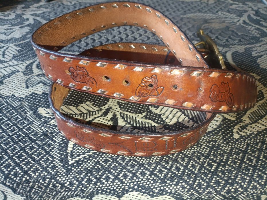 Vintage 80s embossed leather belt