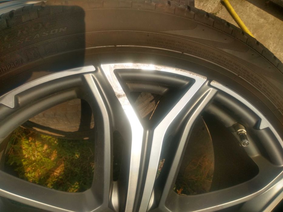 Felga koło Levante Trofeo 295/35R21 9Jx21H2 ET40,5 Pirelli Scorpion