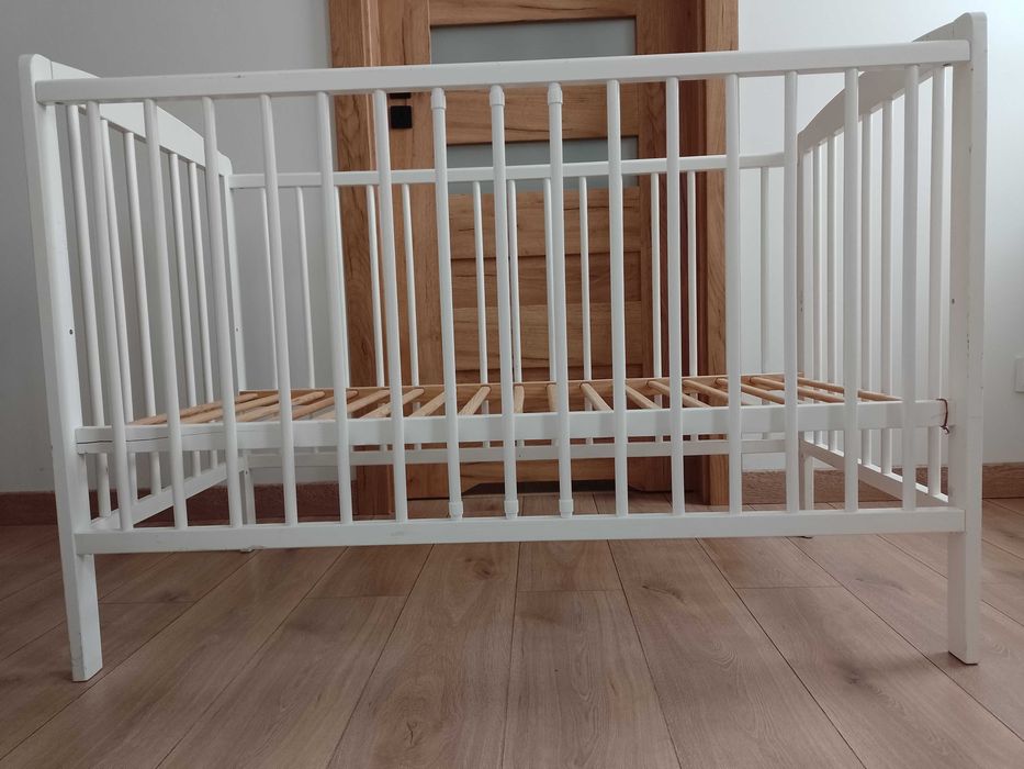 Łóżeczko 120x60 dostawne 4w1 (kolor biały)