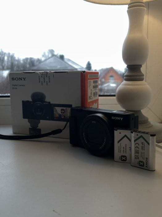 Продаю Sony zv-1a