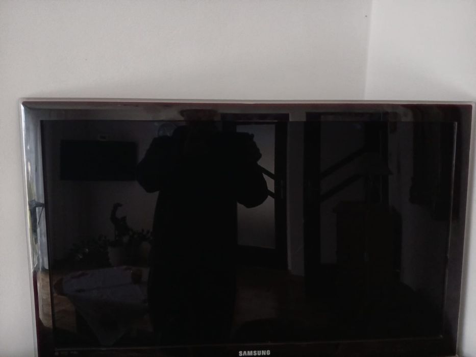 Samsung UE37C5000- 100% sprawny