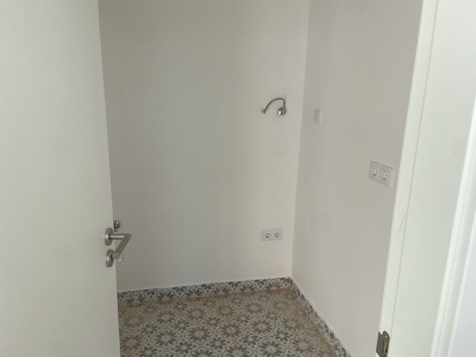 Moradia t1  +1 toda temodelada coimbra