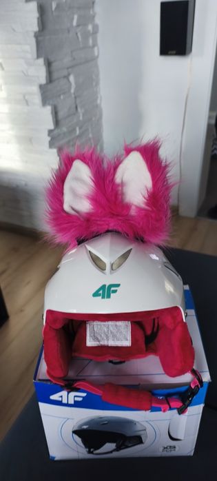 Kaska narciarski damski rozmiar xs 53/54 4F stan bardzo dobry