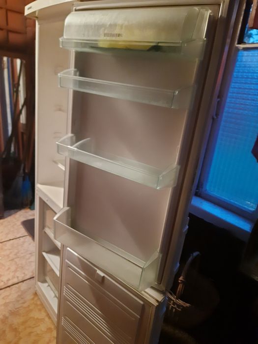 Холодильник Liebherr