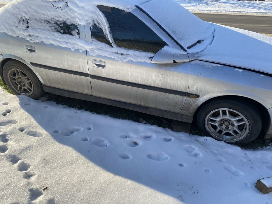 Продам  обмін опель векра б