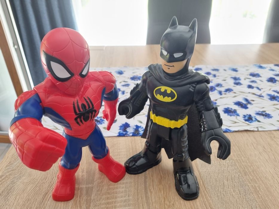 Figurki Batman i Spiderman